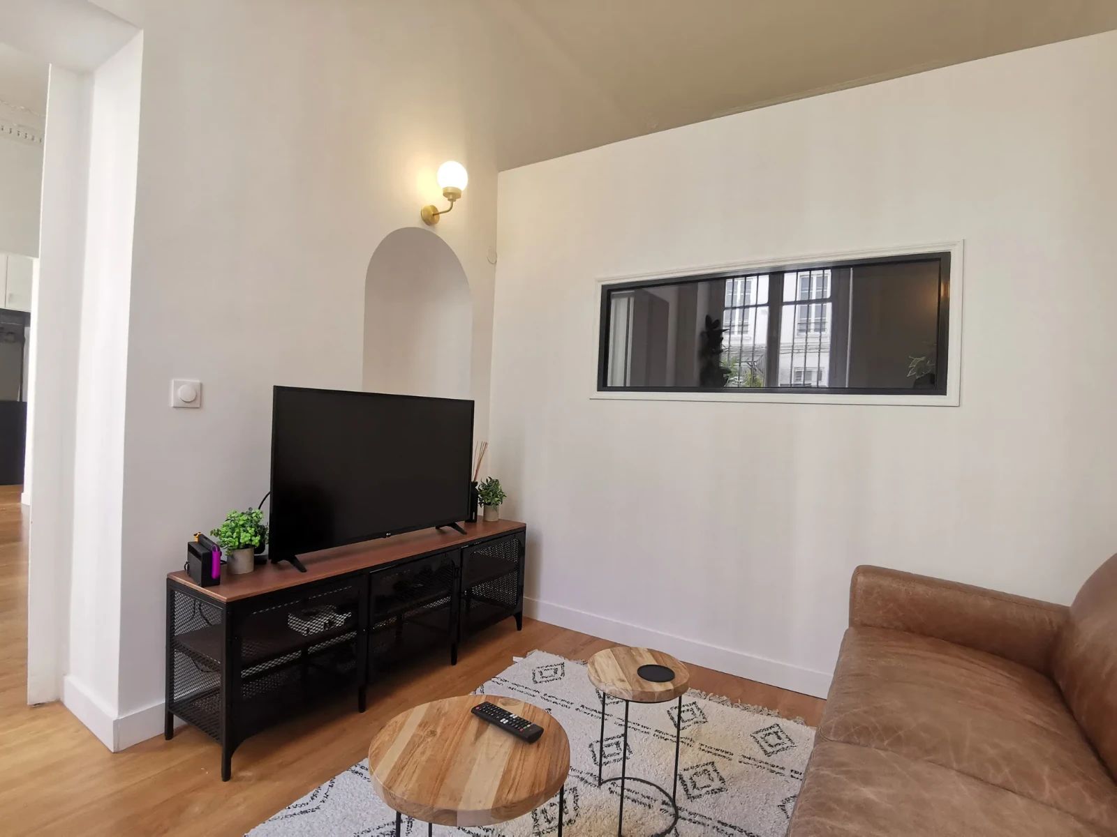 Bureau opéré · 10 à 12 postes · rue des Petites-Écuries, Paris 10e — photo 8/9