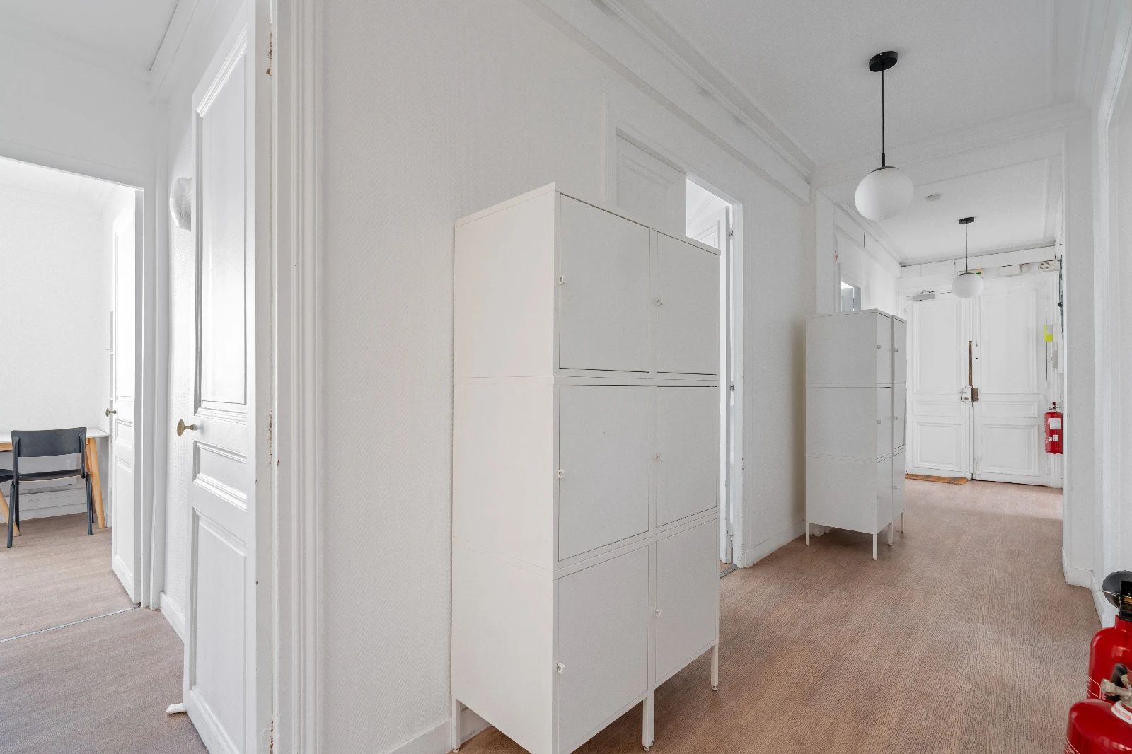 Bureau opéré · 1 à 24 postes · rue Saint-Sauveur, Paris 2e — photo 8/15