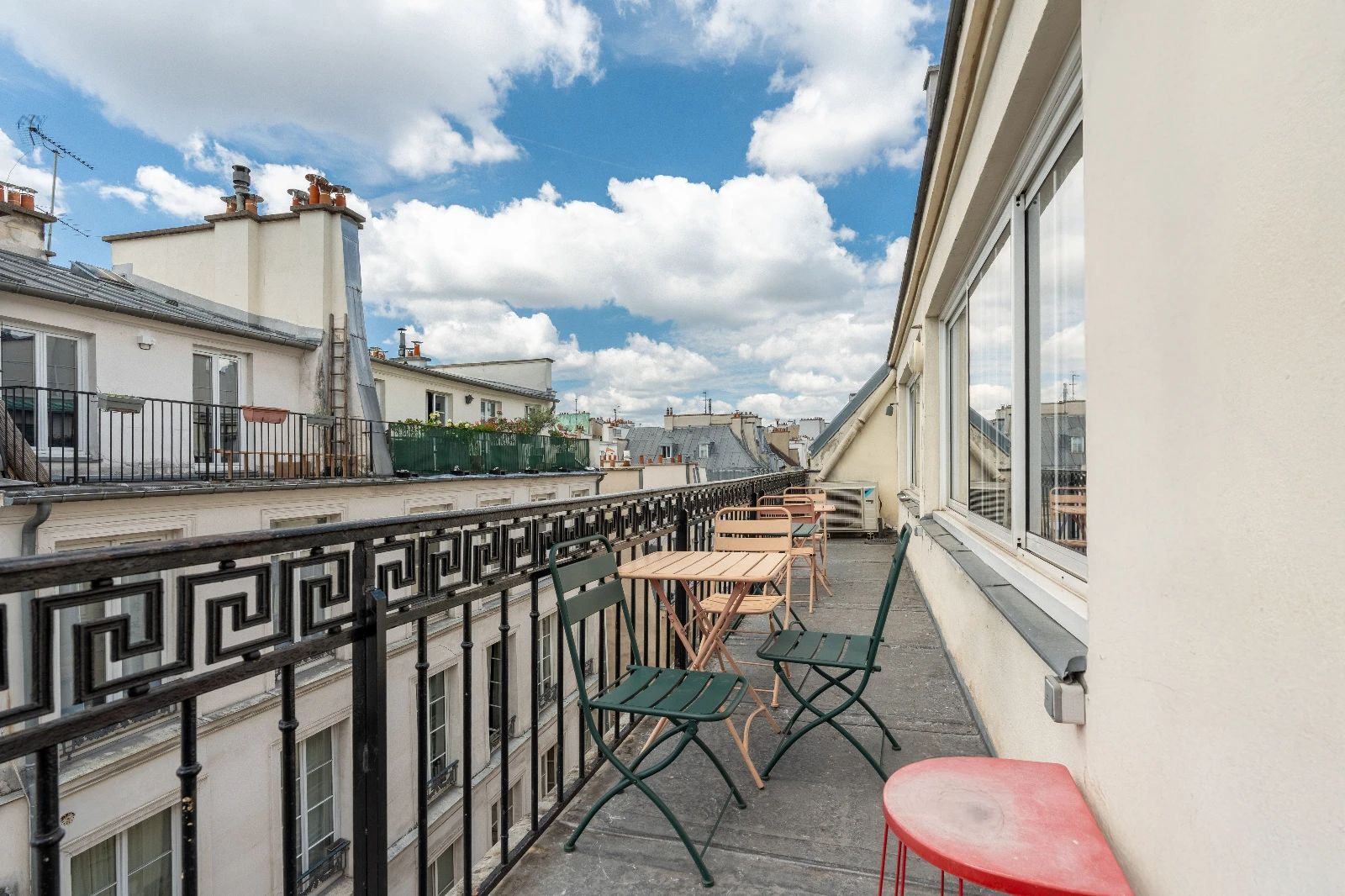 Bureau opéré · 1 à 24 postes · rue Saint-Sauveur, Paris 2e — photo 12/15