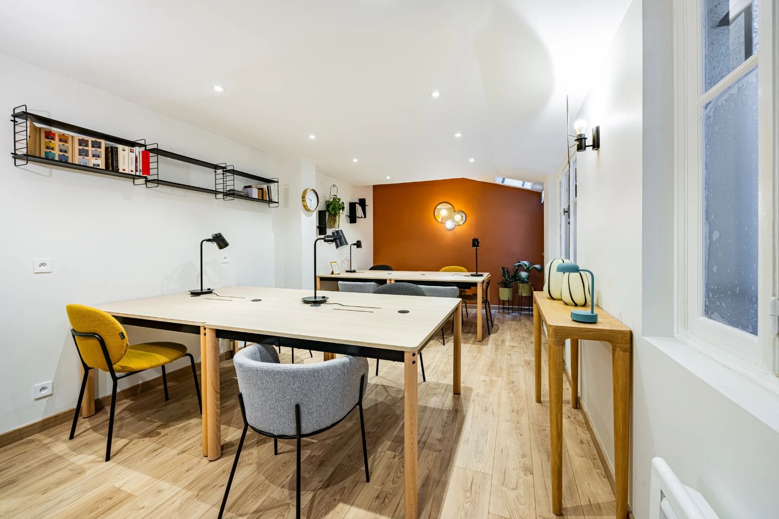 Bureau opéré · 12 à 16 postes · rue de Trétaigne, Paris 18e — photo 3/12