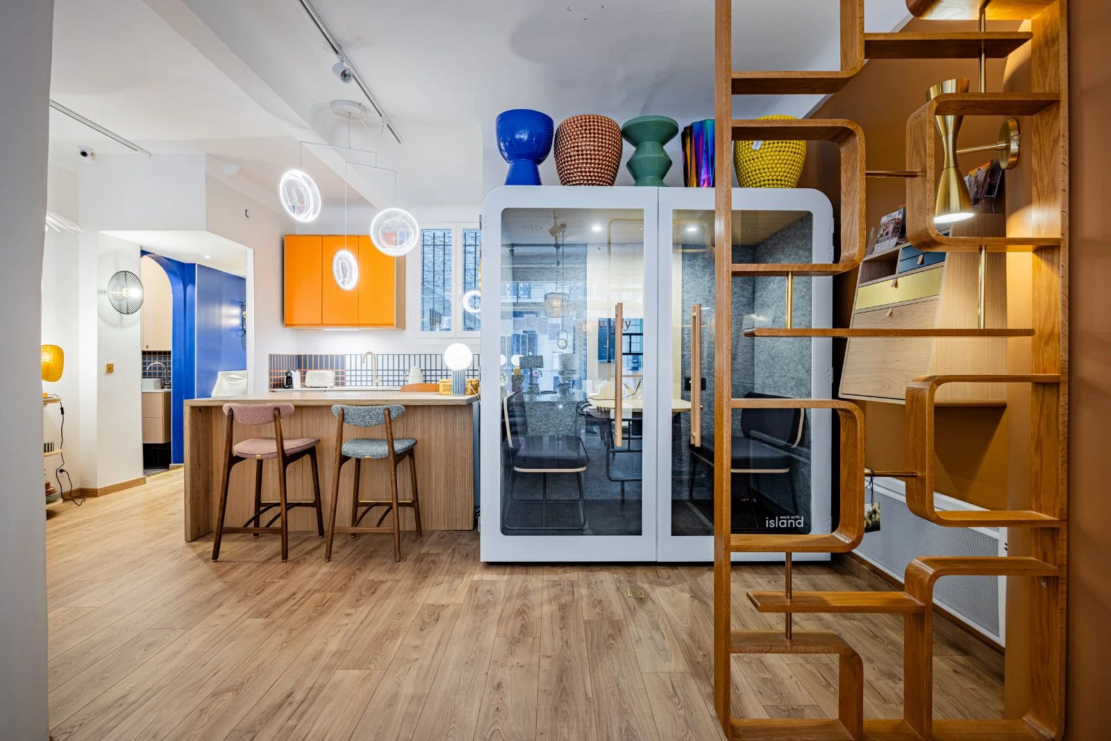 Bureau opéré · 12 à 16 postes · rue de Trétaigne, Paris 18e — photo 10/12