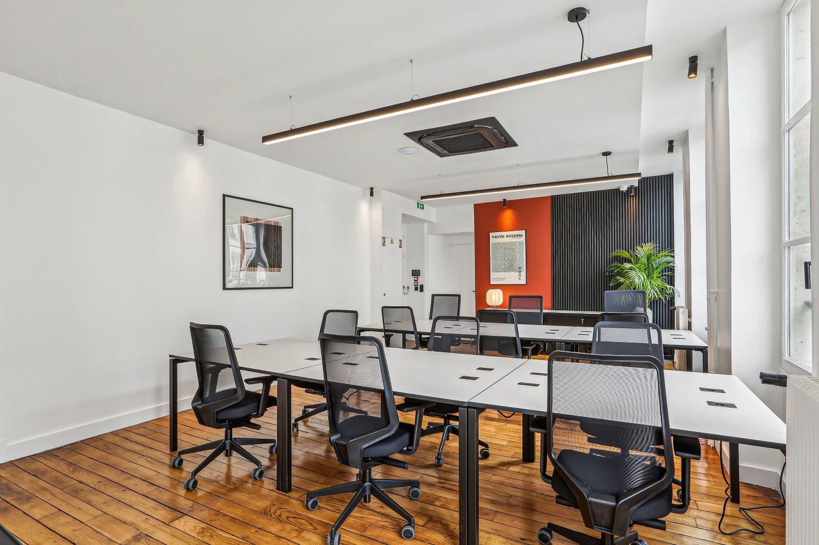 Bureau opéré · 25 à 30 postes · rue de la Bourse, Paris 2e — photo 5/21