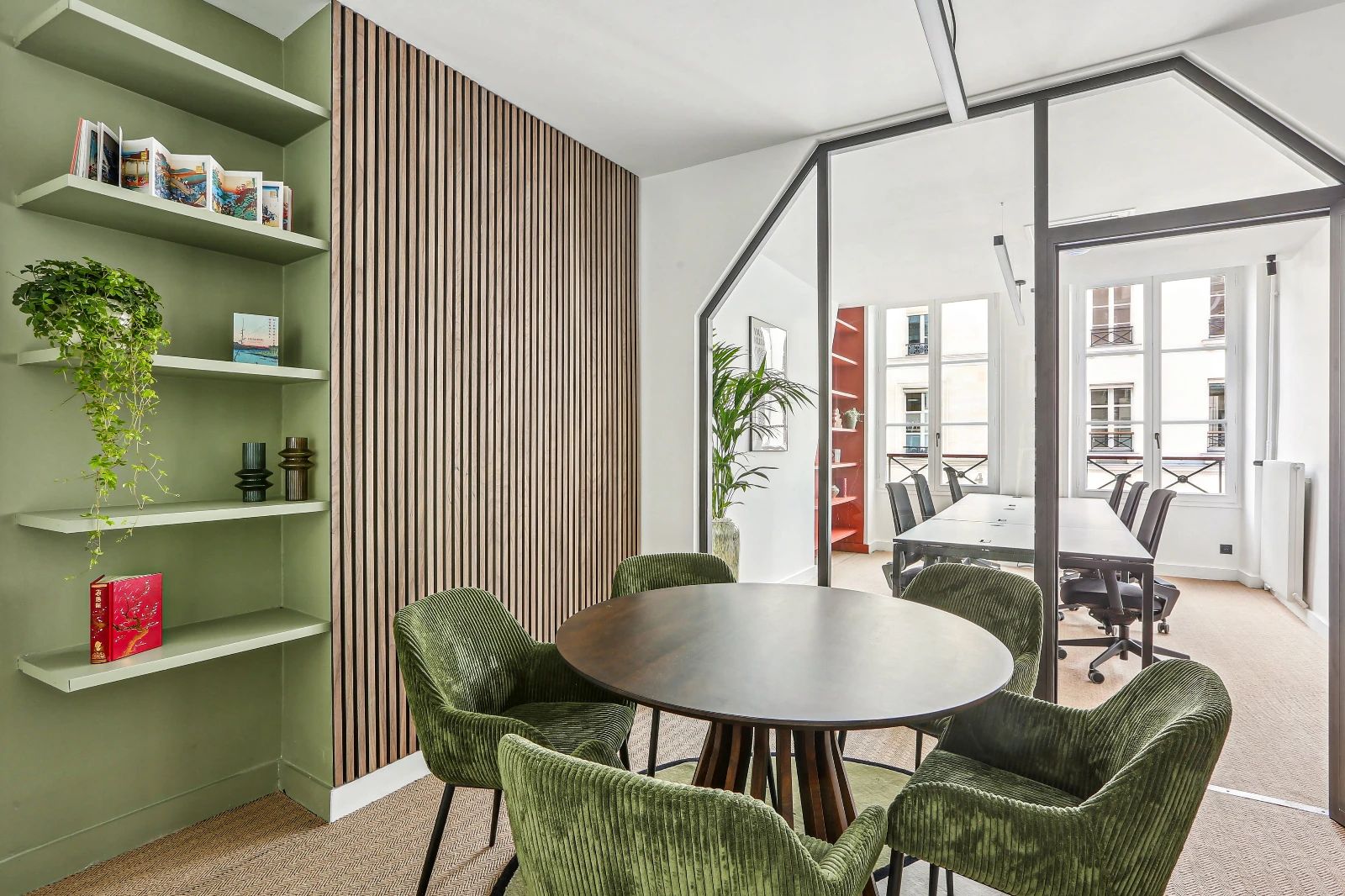 Bureau opéré · 25 à 30 postes · rue de la Bourse, Paris 2e — photo 6/21