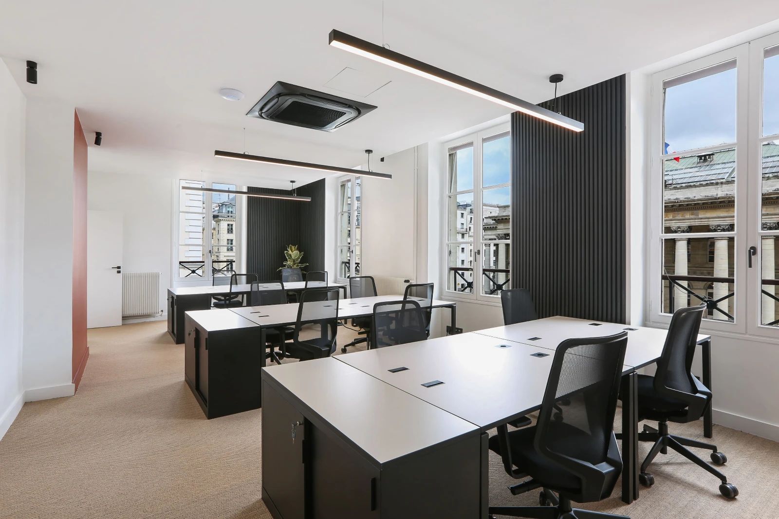 Bureau opéré · 25 à 30 postes · rue de la Bourse, Paris 2e — photo 7/21
