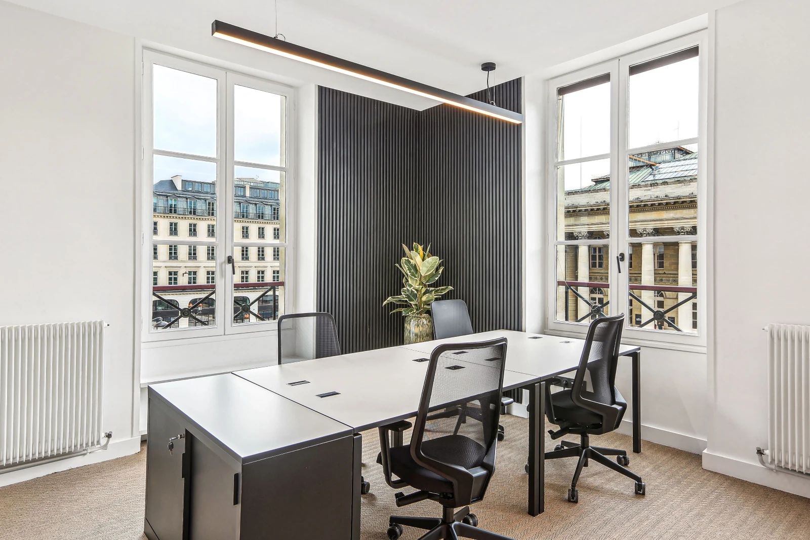 Bureau opéré · 25 à 30 postes · rue de la Bourse, Paris 2e — photo 10/21