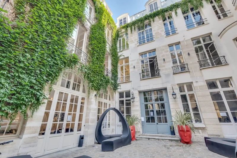 Bureau opéré · 15 à 20 postes · rue Chapon, Paris 3e — photo 2/10