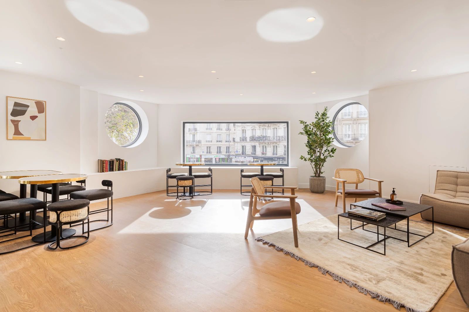 Coworking · 1 à 700 postes · rue de Montholon, Paris 9e — photo 6/29