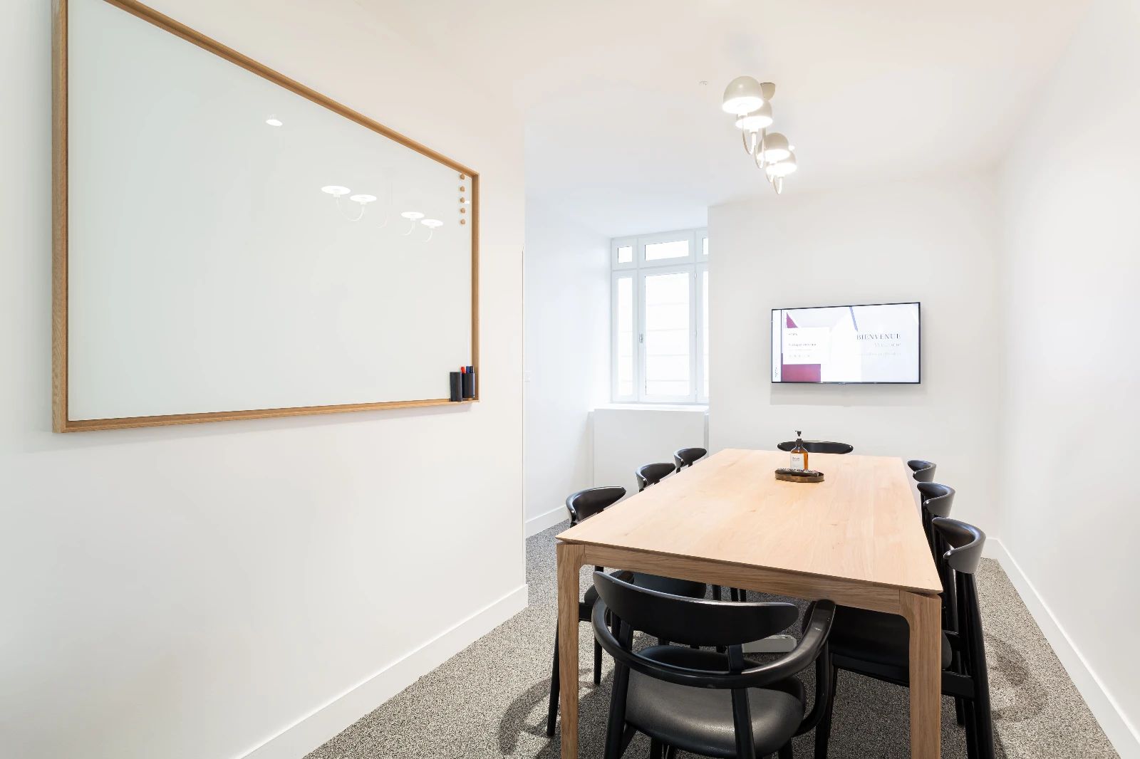 Coworking · 1 à 700 postes · rue de Montholon, Paris 9e — photo 12/29