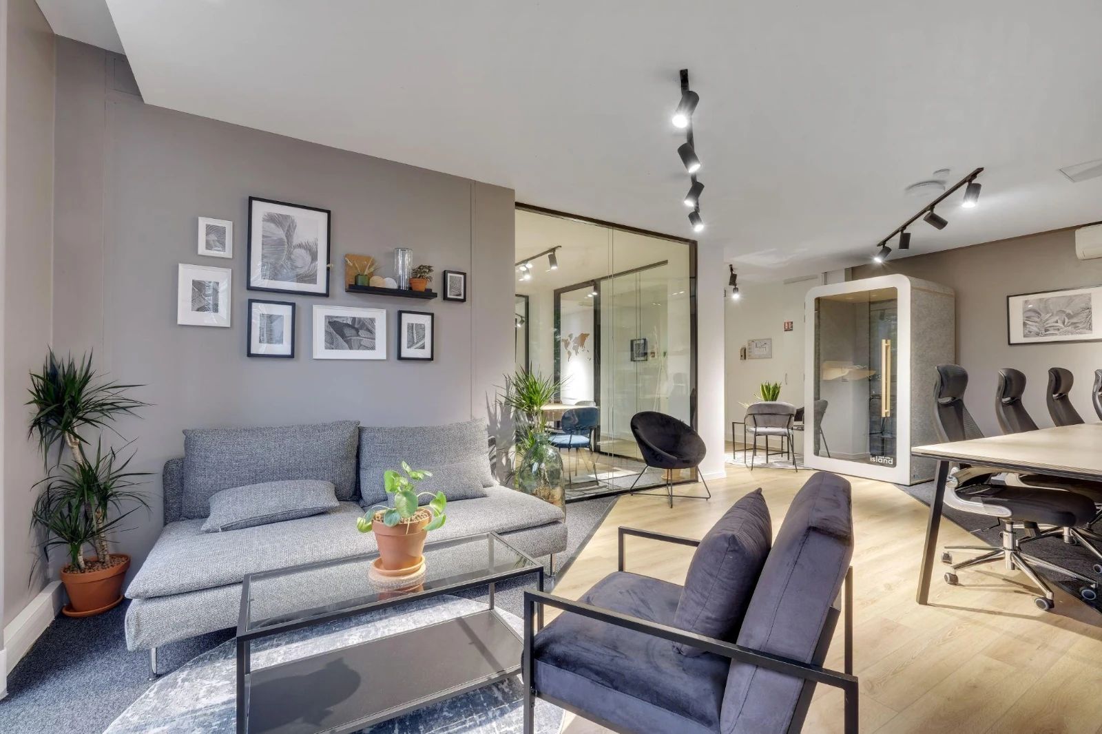 Bureau opéré · 15 à 20 postes · boulevard de Sébastopol, Paris 3e — photo 8/11