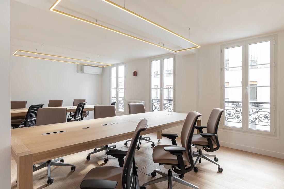 Bureau opéré · 40 à 48 postes · boulevard de Sébastopol, Paris 1er — photo 4/16