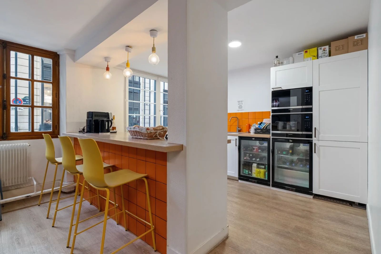 Bureau opéré · 1 à 14 postes · rue Saint-Fiacre, Paris 2e — photo 10/19