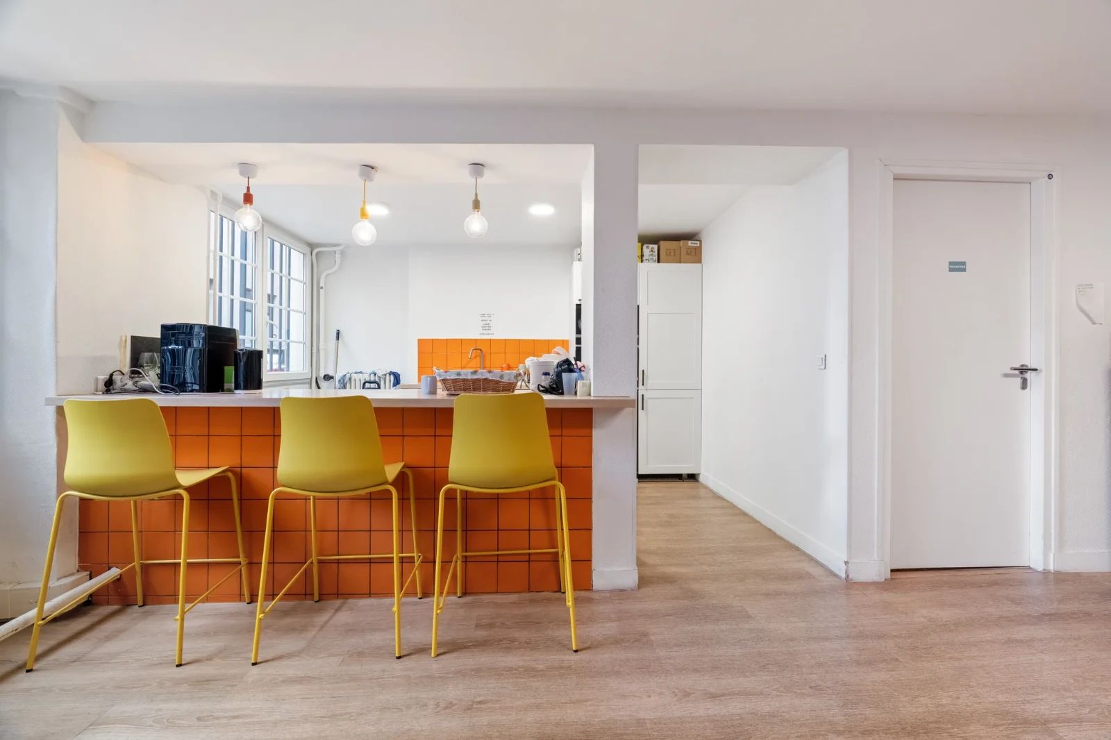 Bureau opéré · 1 à 14 postes · rue Saint-Fiacre, Paris 2e — photo 11/19