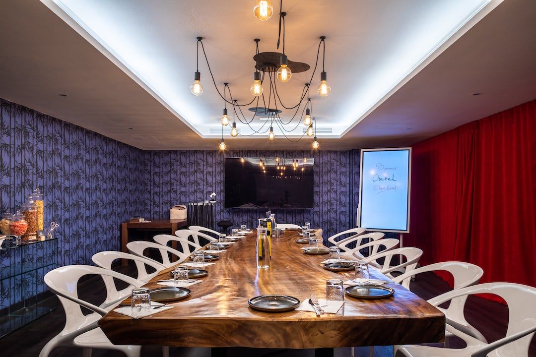 Bureaux d'exception · 1 à 400 postes · rue de Courcelles, Paris 8e · 4200 m² — photo 13/14