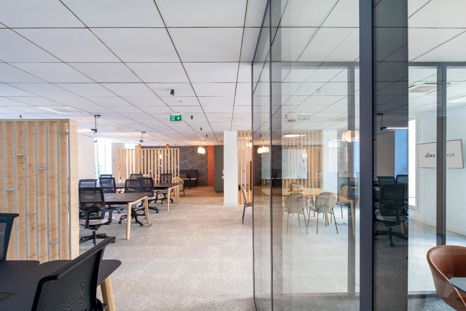 Bureau opéré · 15 à 19 postes · rue de Mogador, Paris 9e — photo 4/10