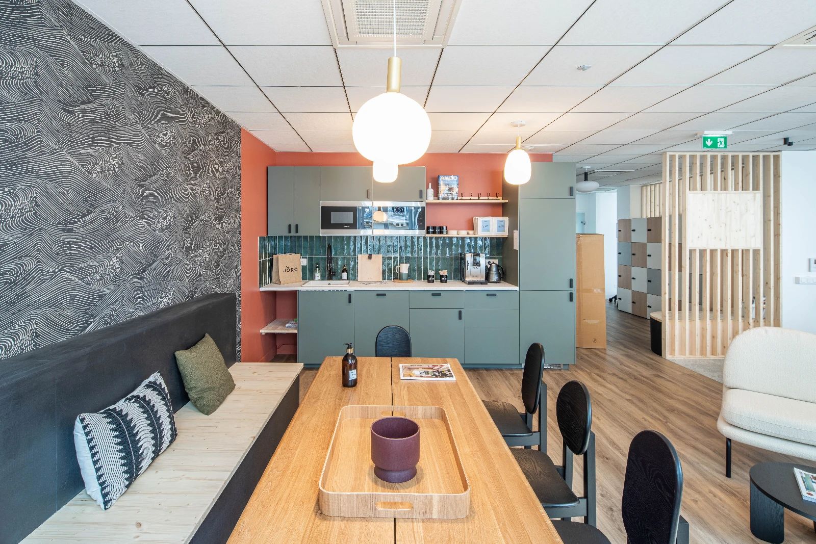 Bureau opéré · 15 à 19 postes · rue de Mogador, Paris 9e — photo 6/10