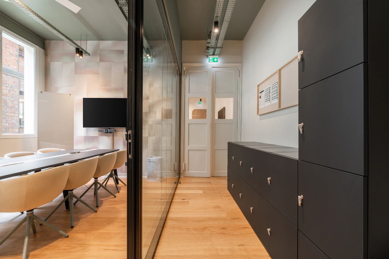 Bureau opéré · 12 à 18 postes · rue Béranger, Paris 3e — photo 6/18