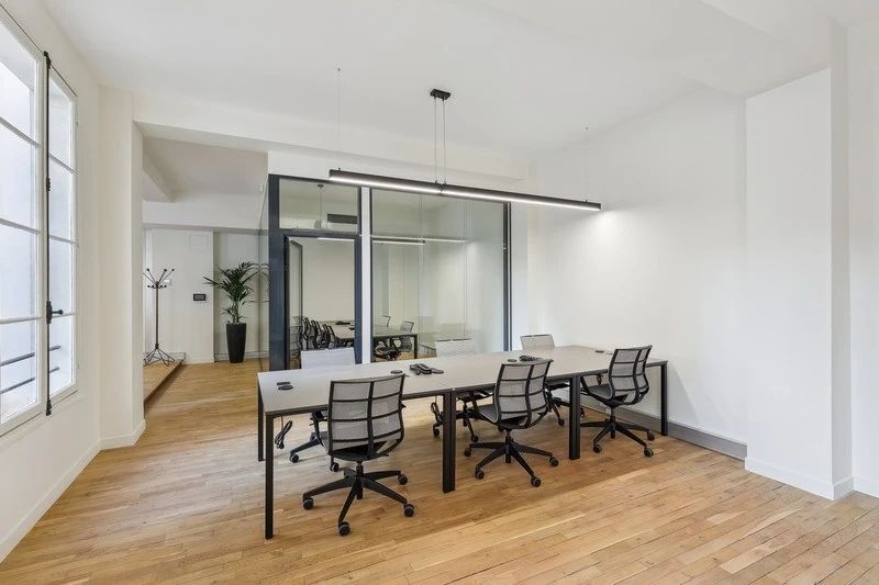 Bureau opéré · 20 à 28 postes · rue du Petit Musc, Paris 4e — photo 4/9