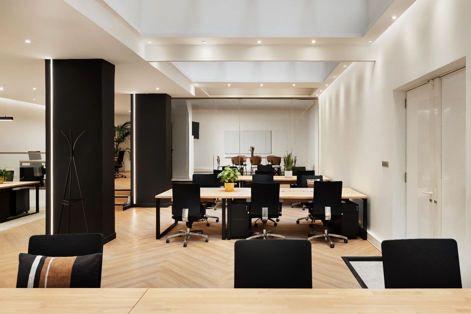 Bureau opéré · 180 à 200 postes · rue Pergolèse, Paris 16e — photo 4/15