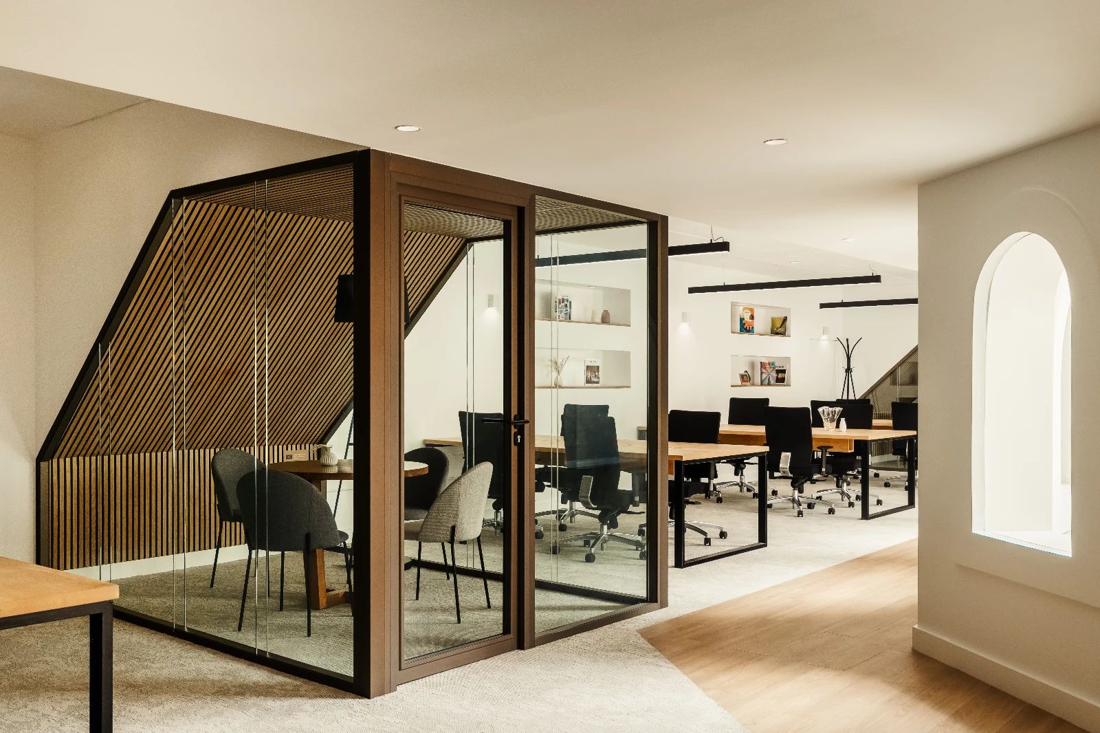 Bureau opéré · 180 à 200 postes · rue Pergolèse, Paris 16e — photo 6/15