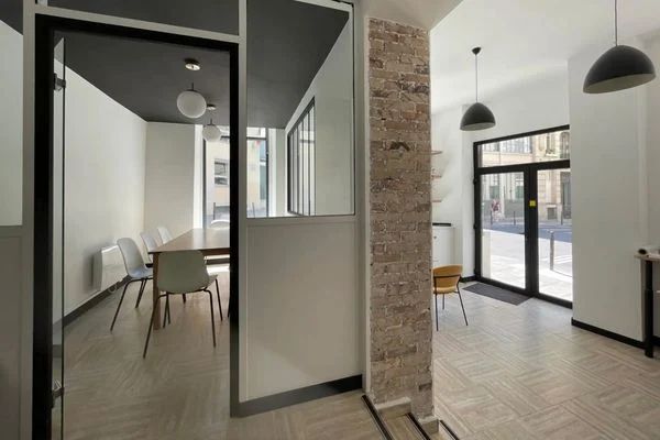 Bureau opéré · 1 à 18 postes · rue Thorel, Paris 2e — photo 6/7