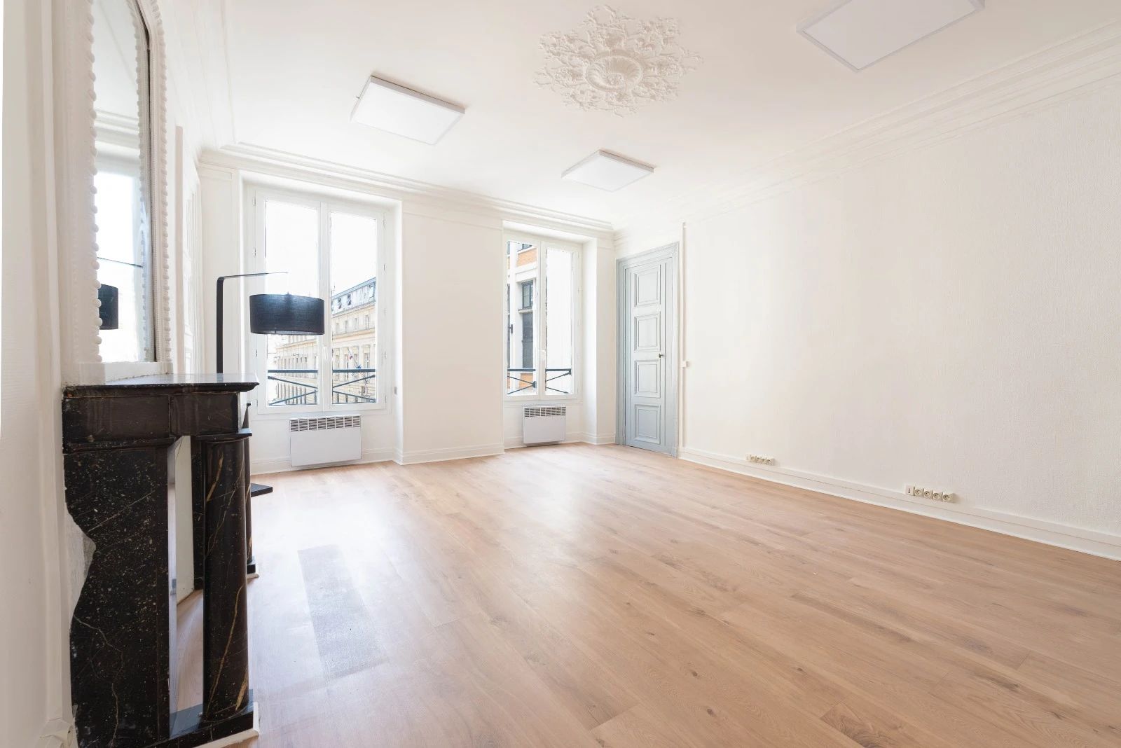 Bureau opéré · 15 postes · rue Bergère, Paris 9e — photo 2/10