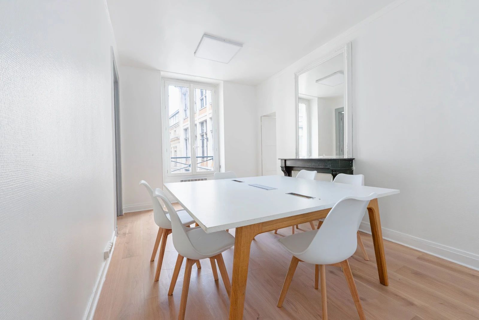 Bureau opéré · 15 postes · rue Bergère, Paris 9e — photo 6/10