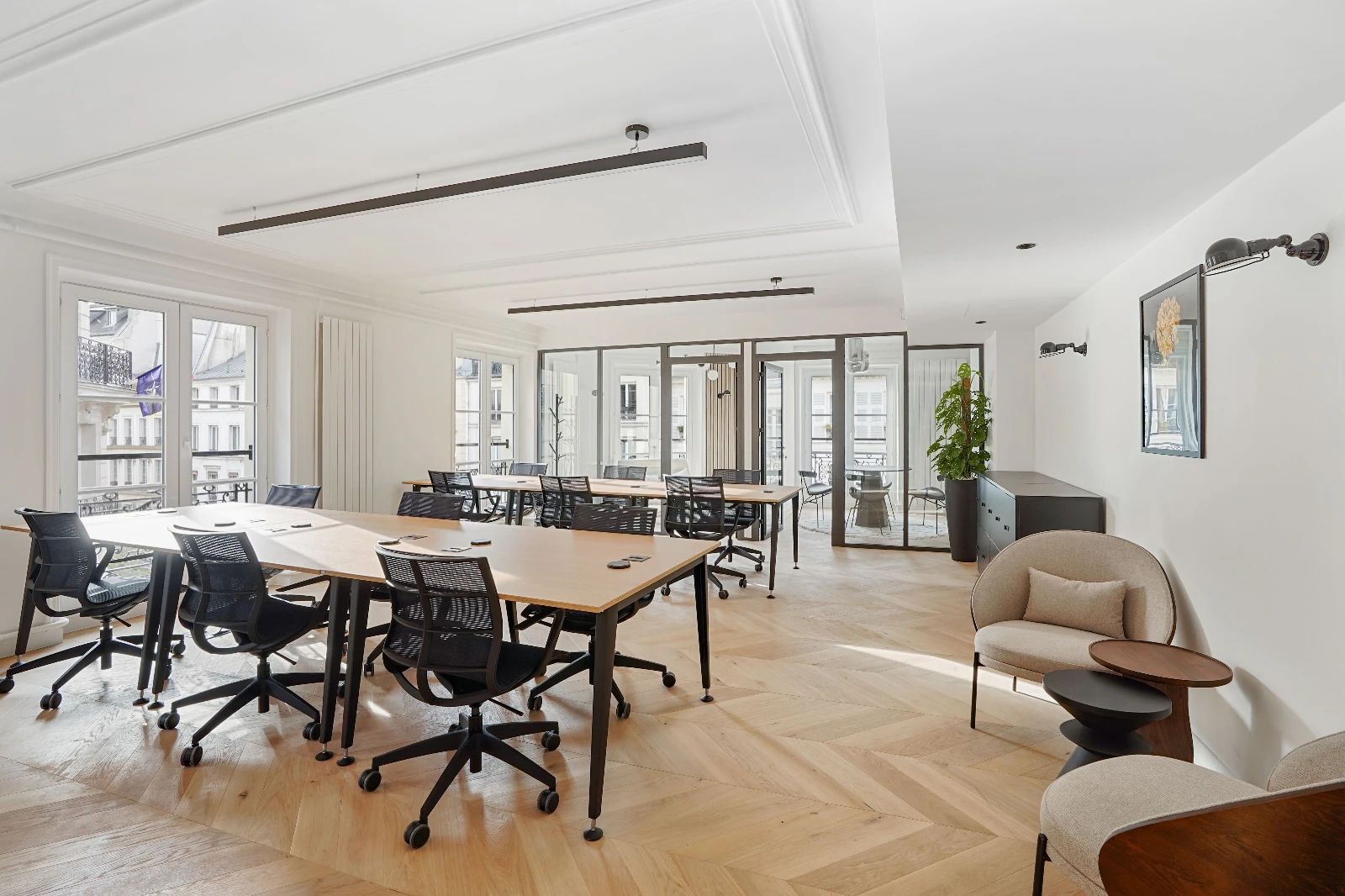 Bureau opéré · 30 à 36 postes · rue d'Uzès, Paris 2e — photo 3/12
