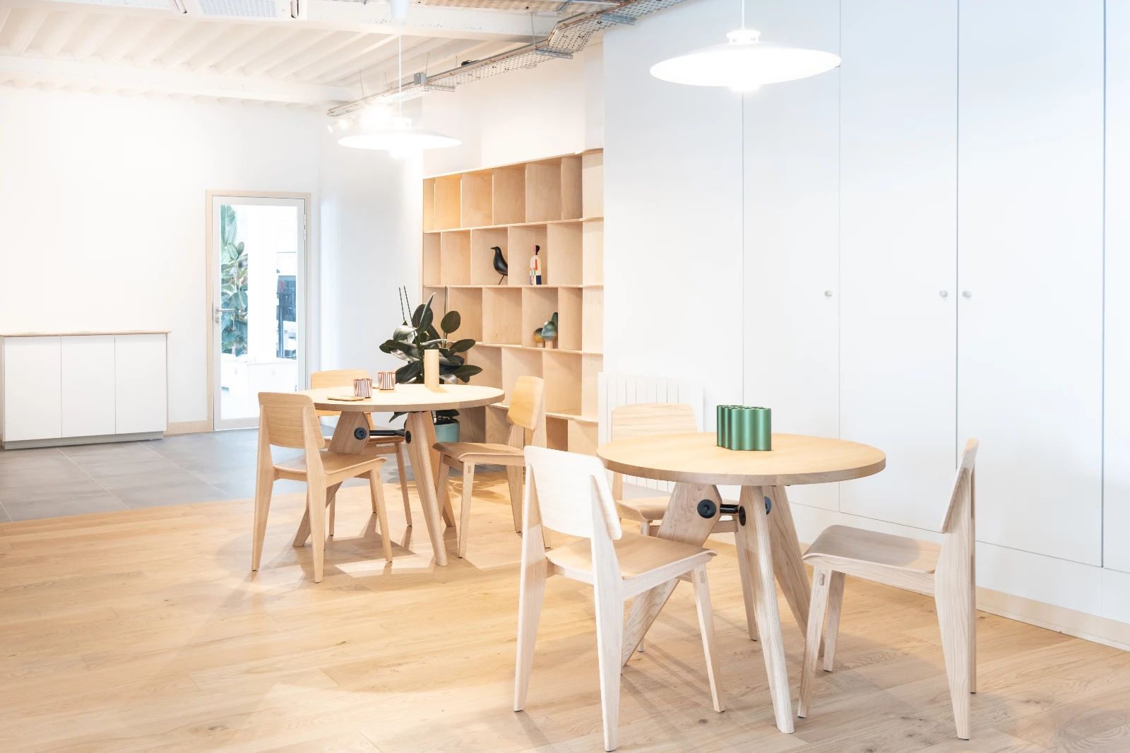 Bureau opéré · 90 à 102 postes · rue Notre-Dame-des-Victoires, Paris 2e — photo 4/10