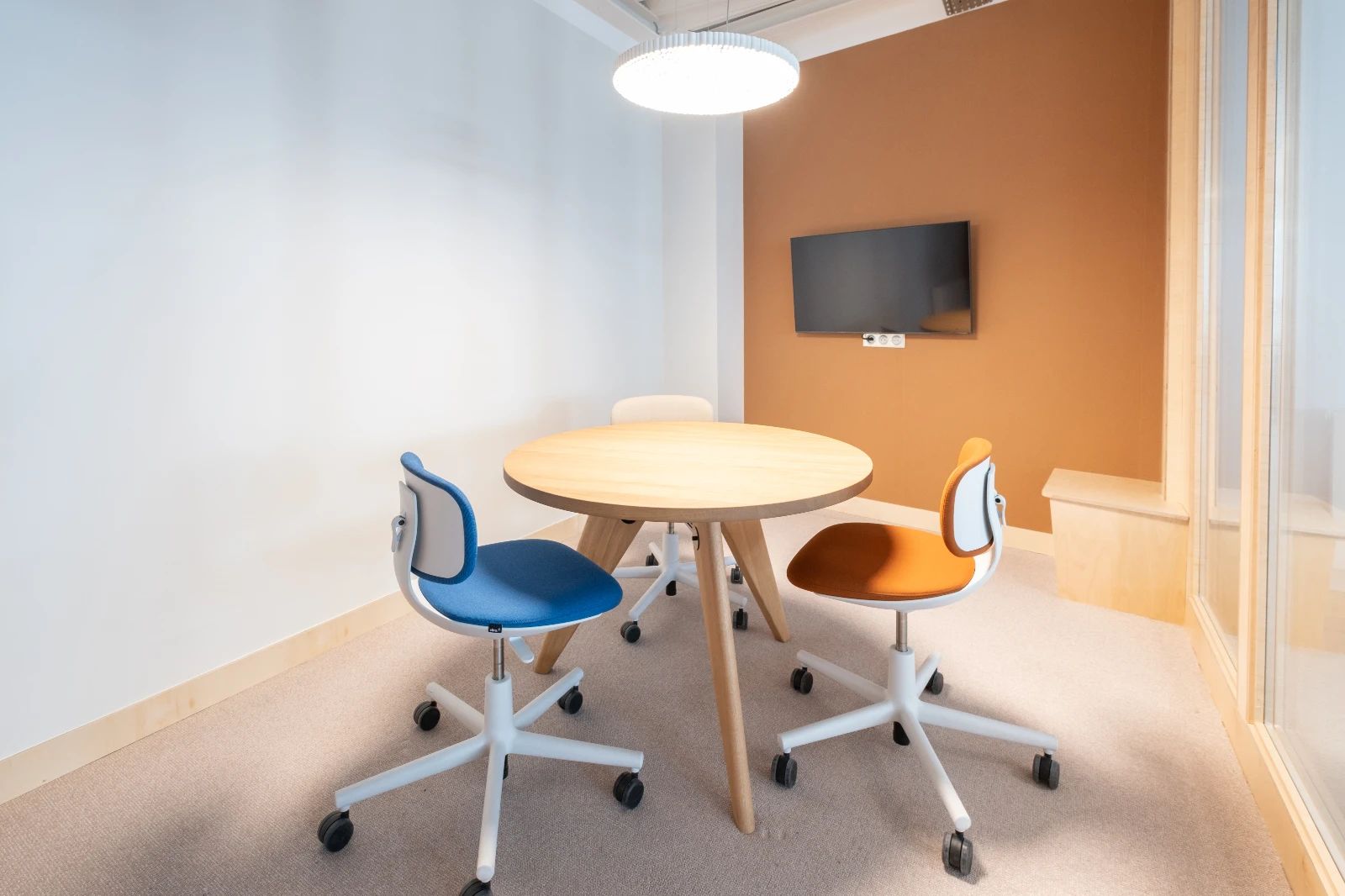 Bureau opéré · 90 à 102 postes · rue Notre-Dame-des-Victoires, Paris 2e — photo 6/10