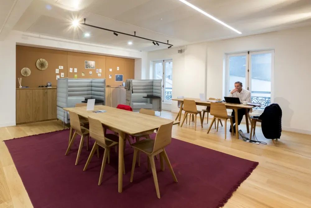 Coworking · 1 à 270 postes · rue du Louvre, Paris 1er — photo 10/10
