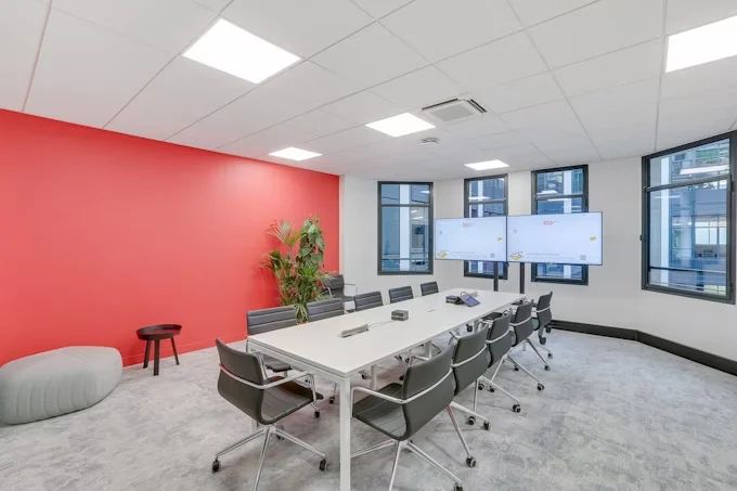 Bureau opéré · 120 à 166 postes · rue Poissonnière, Paris 2e — photo 2/7