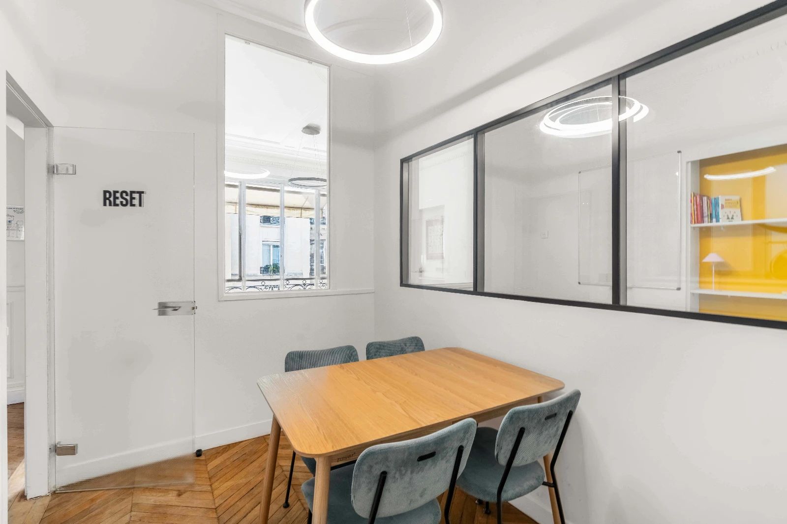 Bureau opéré · 8 à 12 postes · rue de Mogador, Paris 9e — photo 4/9