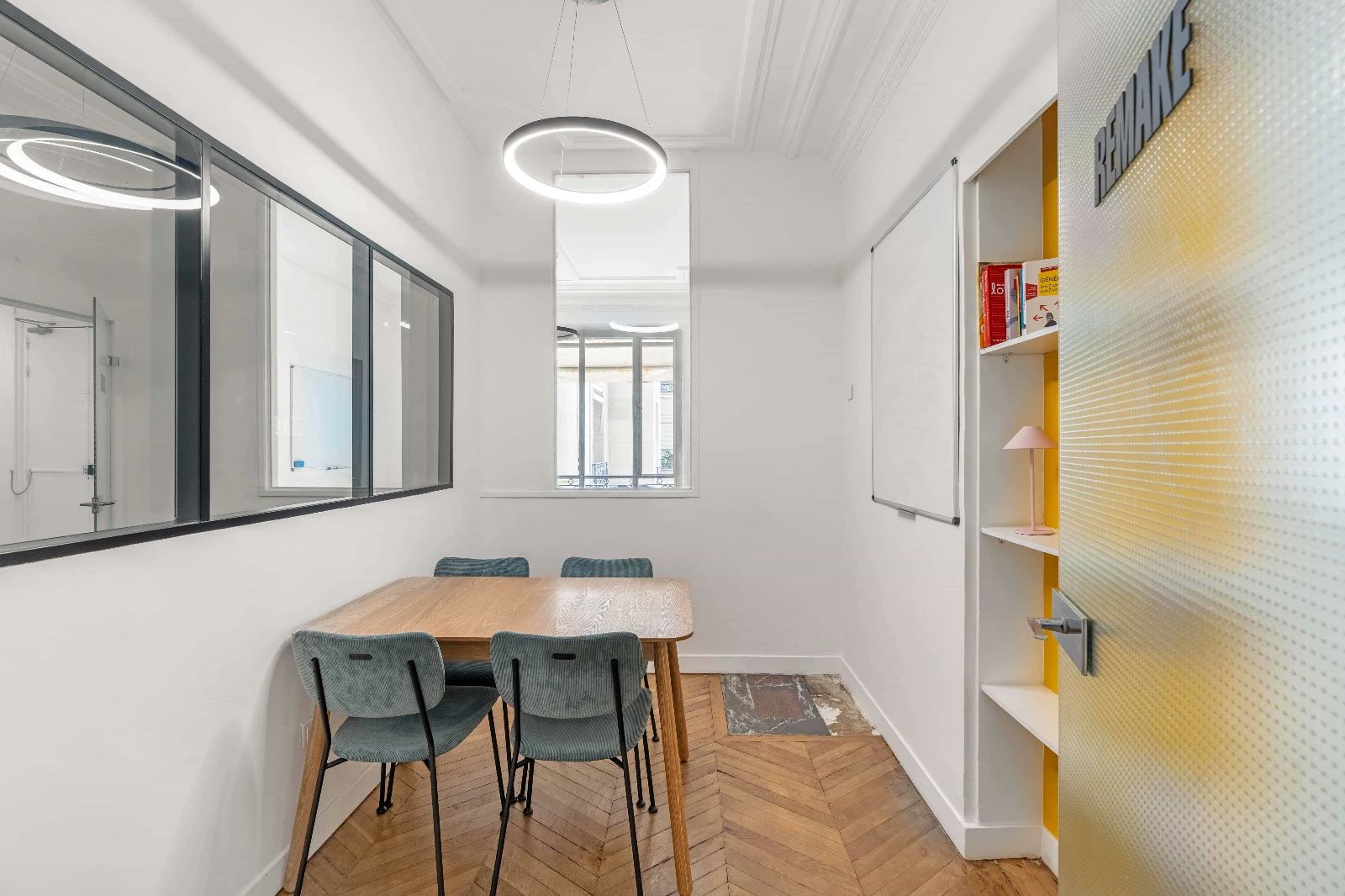 Bureau opéré · 8 à 12 postes · rue de Mogador, Paris 9e — photo 5/9
