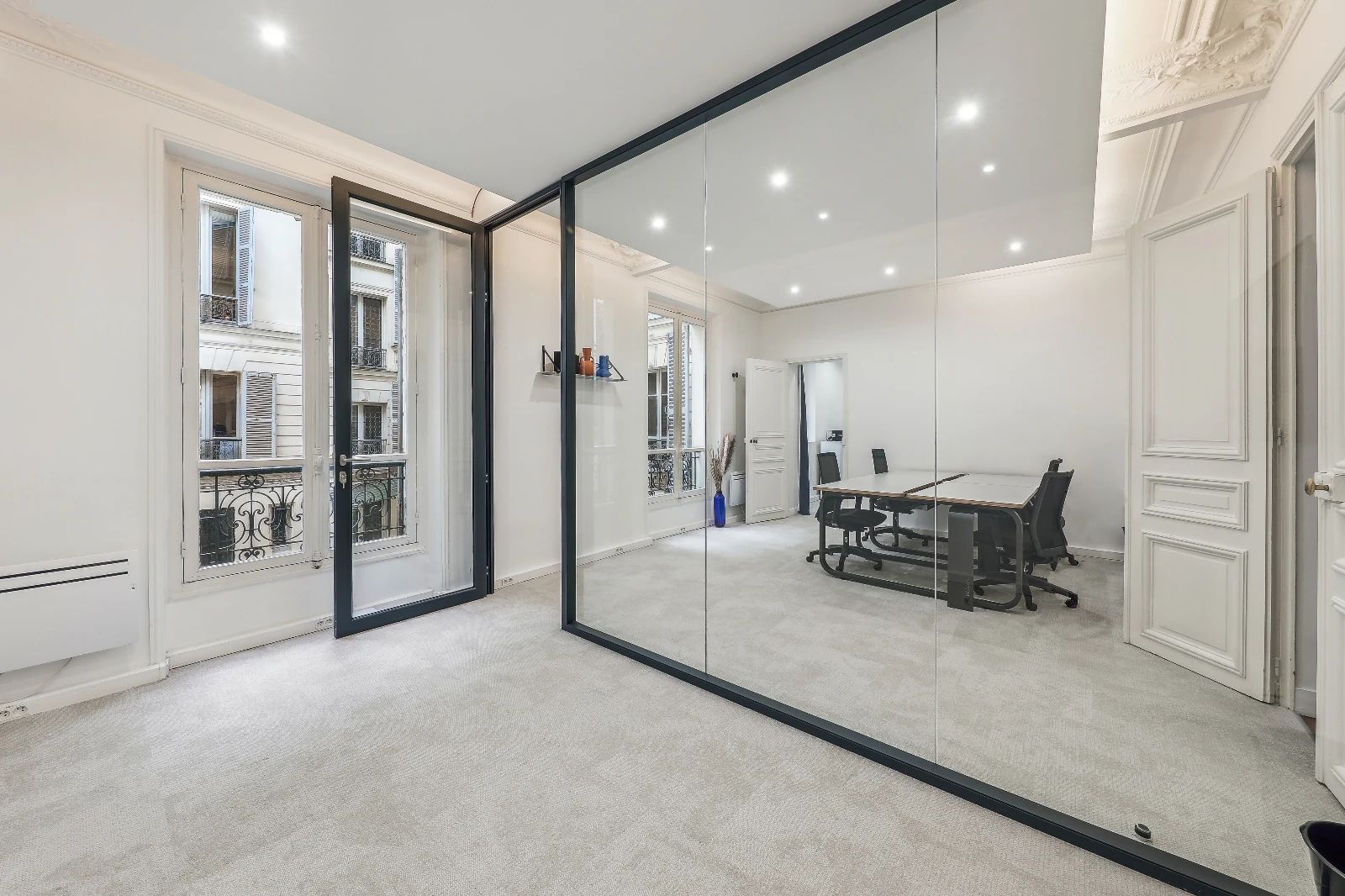 Bureau opéré · 8 à 10 postes · rue de la Pépinière, Paris 8e — photo 7/14