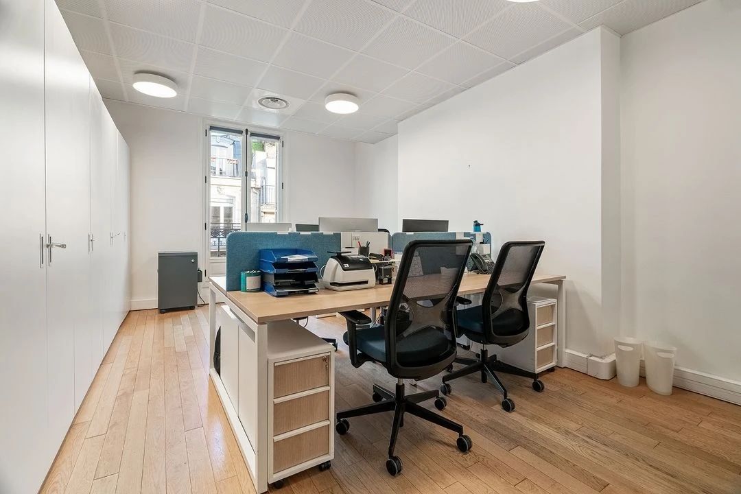 Bureau opéré · 10 à 17 postes · rue Drouot, Paris 9e — photo 4/11