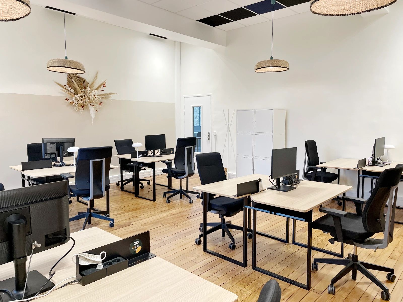 Coworking · 40 postes · rue Maurice Labrousse, Antony — photo 4/18