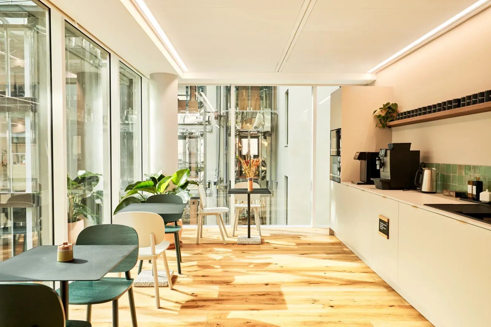 Coworking · 1 à 200 postes · rue Laffitte, Paris 9e — photo 6/10