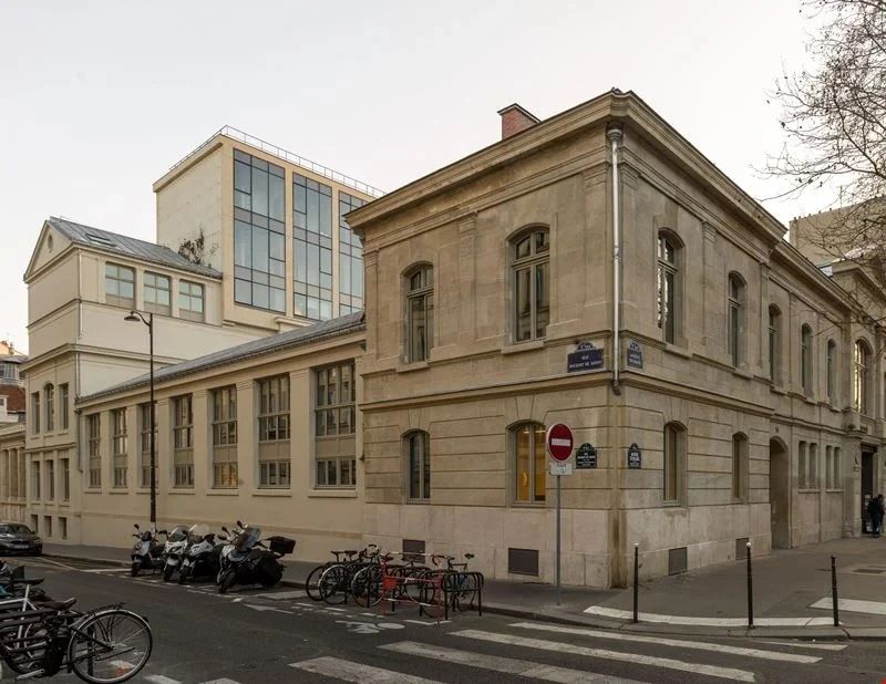 Coworking · 1 à 400 postes · avenue Trudaine, Paris 9e — photo 9/10