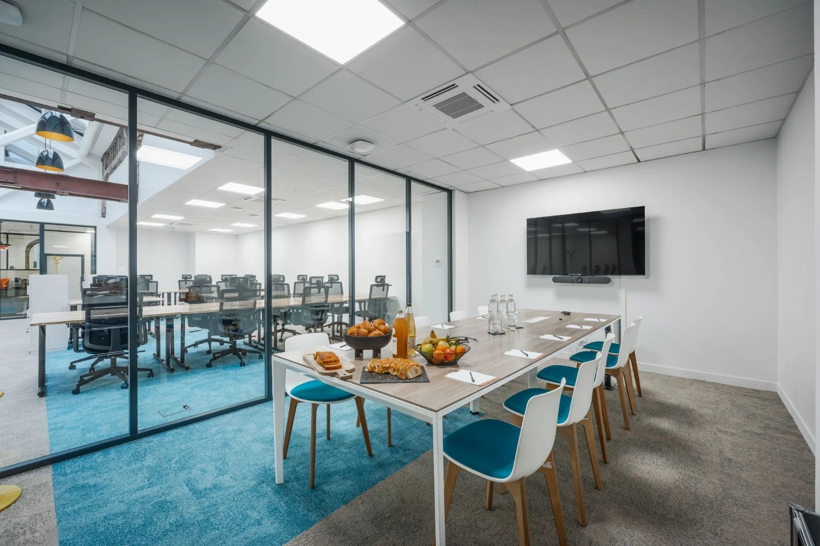 Coworking · 67 postes · rue des Petits Hôtels, Paris 10e — photo 2/5