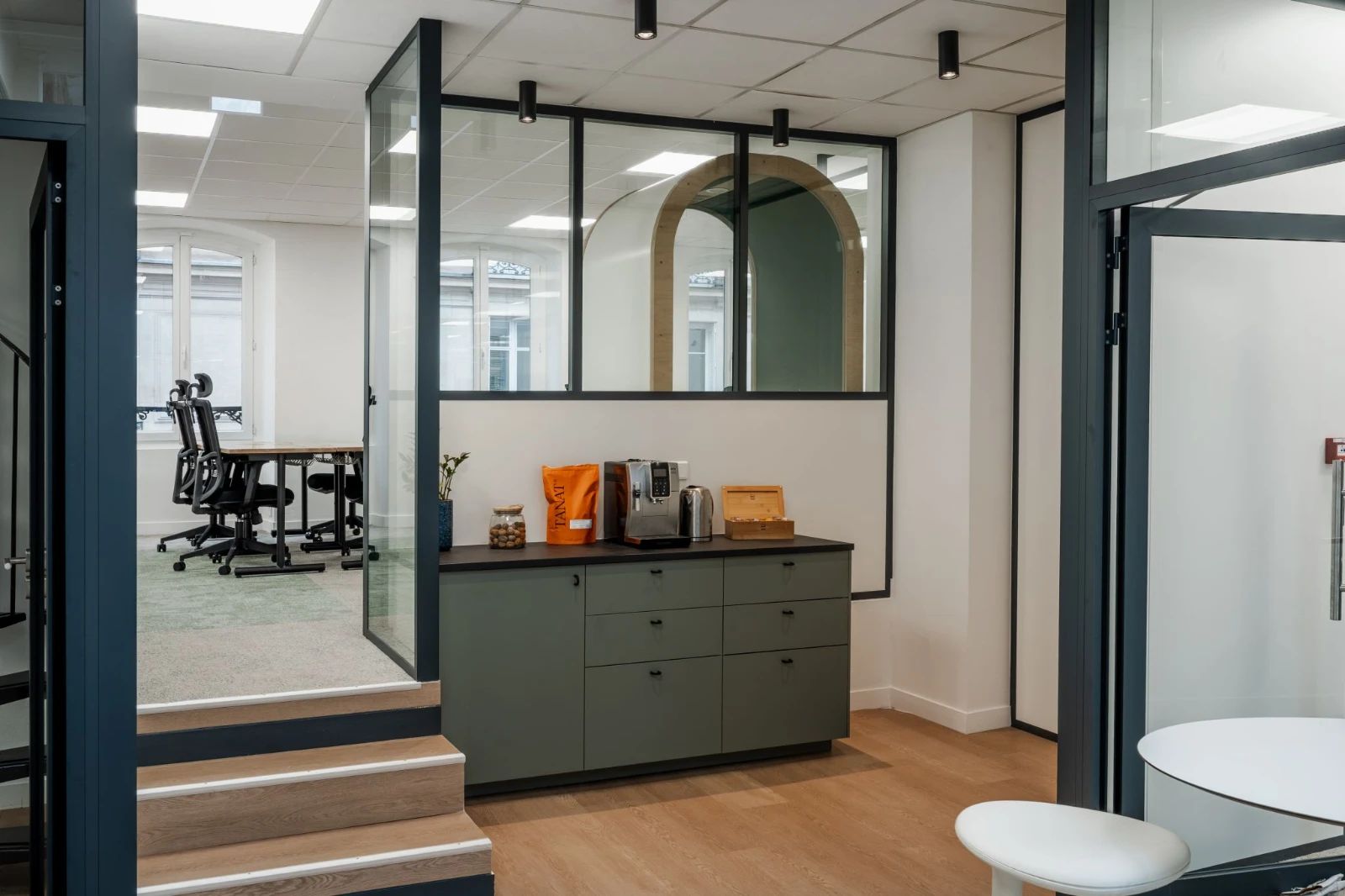 Coworking · 67 postes · rue des Petits Hôtels, Paris 10e — photo 3/5