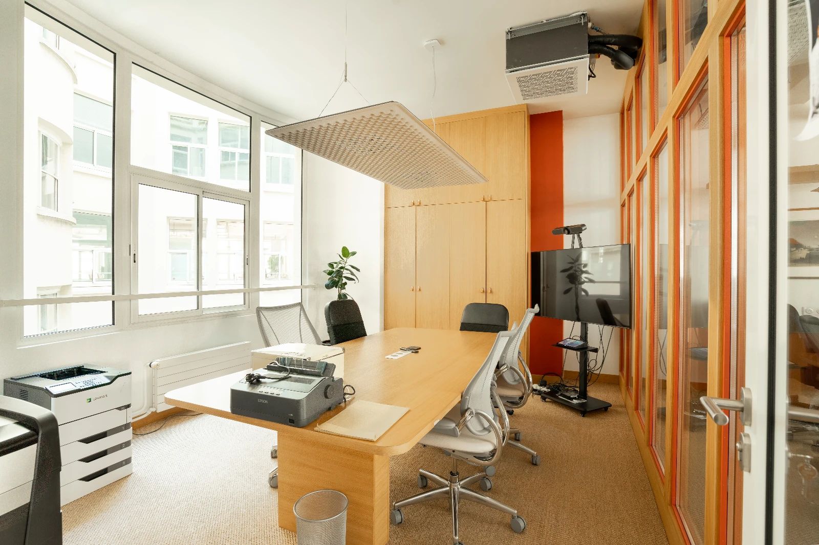 Bureau opéré · 40 à 50 postes · rue du Louvre, Paris 2e — photo 8/10