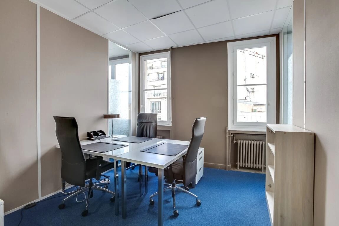 Coworking · 30 postes · rue Jean Mermoz, Paris 8e — photo 1/6