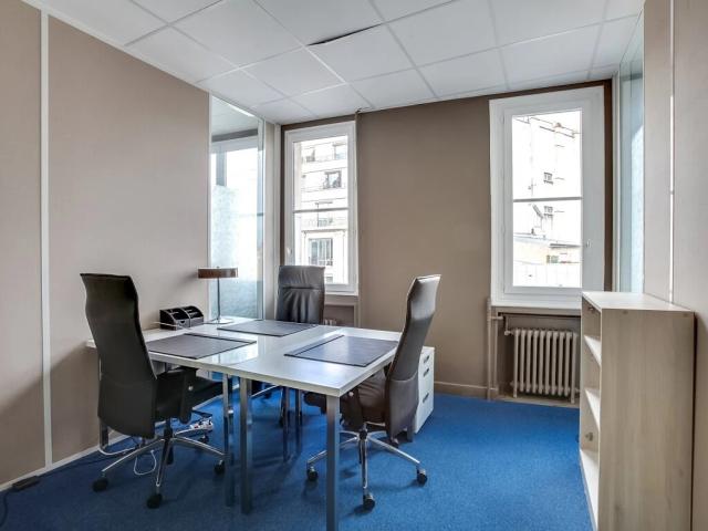 Coworking · 30 postes · rue Jean Mermoz, Paris 8e — photo 1/6