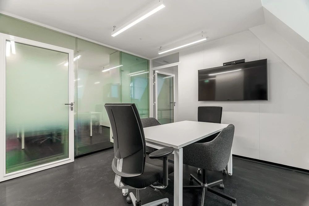 Bureau opéré · 12 à 18 postes · avenue Hoche, Paris 8e — photo 11/25