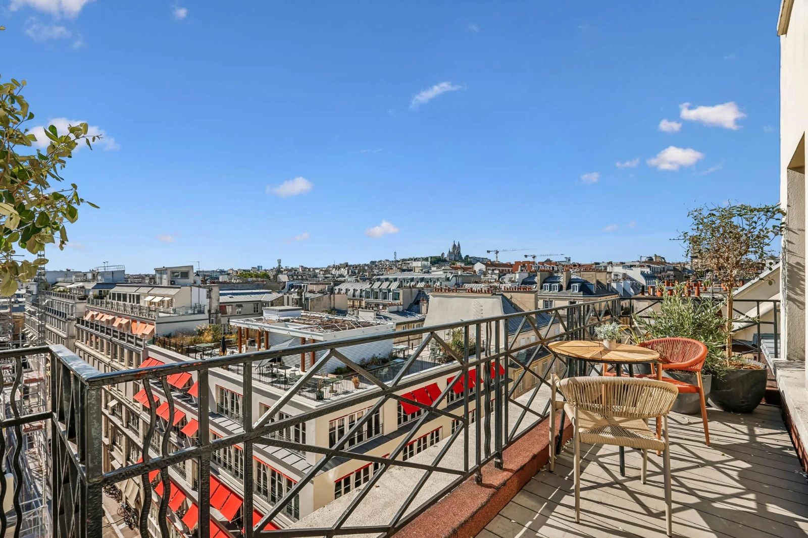 Bureau opéré · 55 à 62 postes · rue d'Hauteville, Paris 10e — photo 10/13