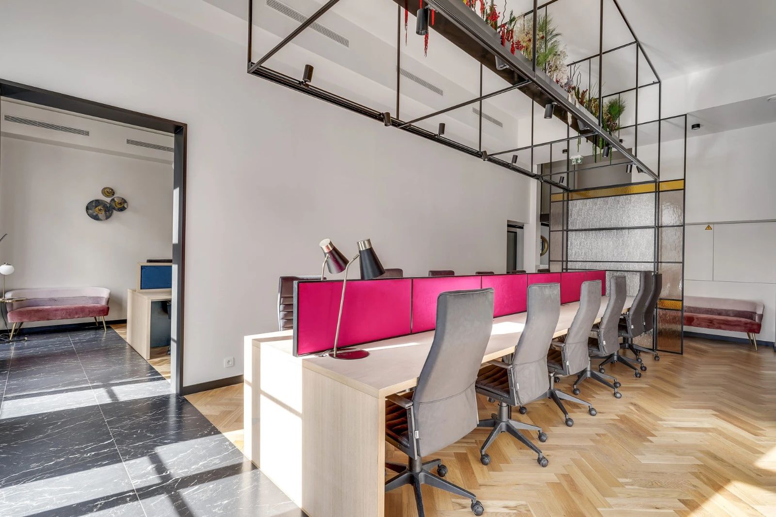 Bureau opéré · 30 à 35 postes · rue du Faubourg Saint-Martin, Paris 10e · 354 m² — photo 6/16