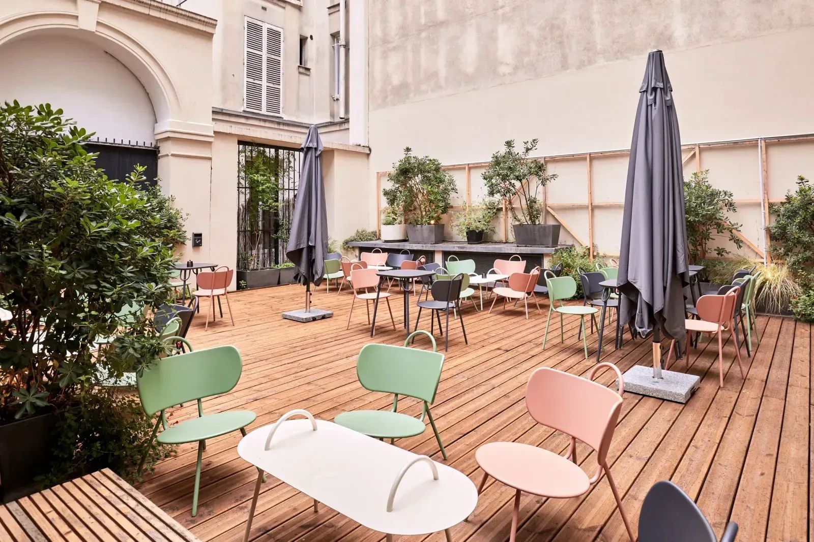 Coworking · 1 à 200 postes · rue d'Amsterdam, Paris 8e — photo 3/6