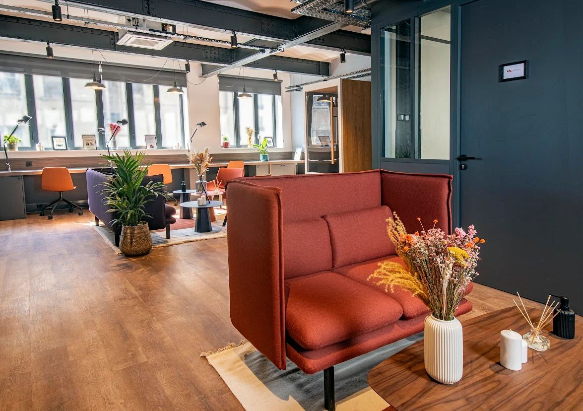Coworking · 150 postes · place Martin Levasseur, Saint-Ouen-Sur-Seine — photo 2/19