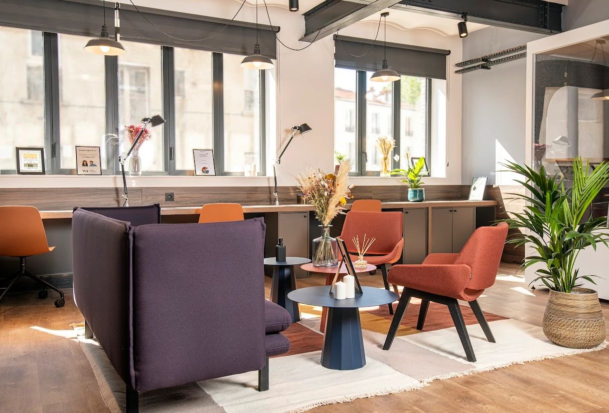 Coworking · 150 postes · place Martin Levasseur, Saint-Ouen-Sur-Seine — photo 3/19