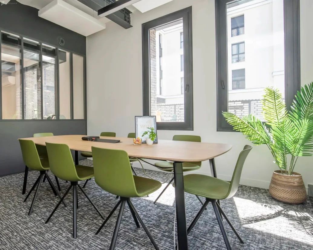 Coworking · 150 postes · place Martin Levasseur, Saint-Ouen-Sur-Seine — photo 10/19